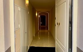 La Chartreuse Luxury Suites