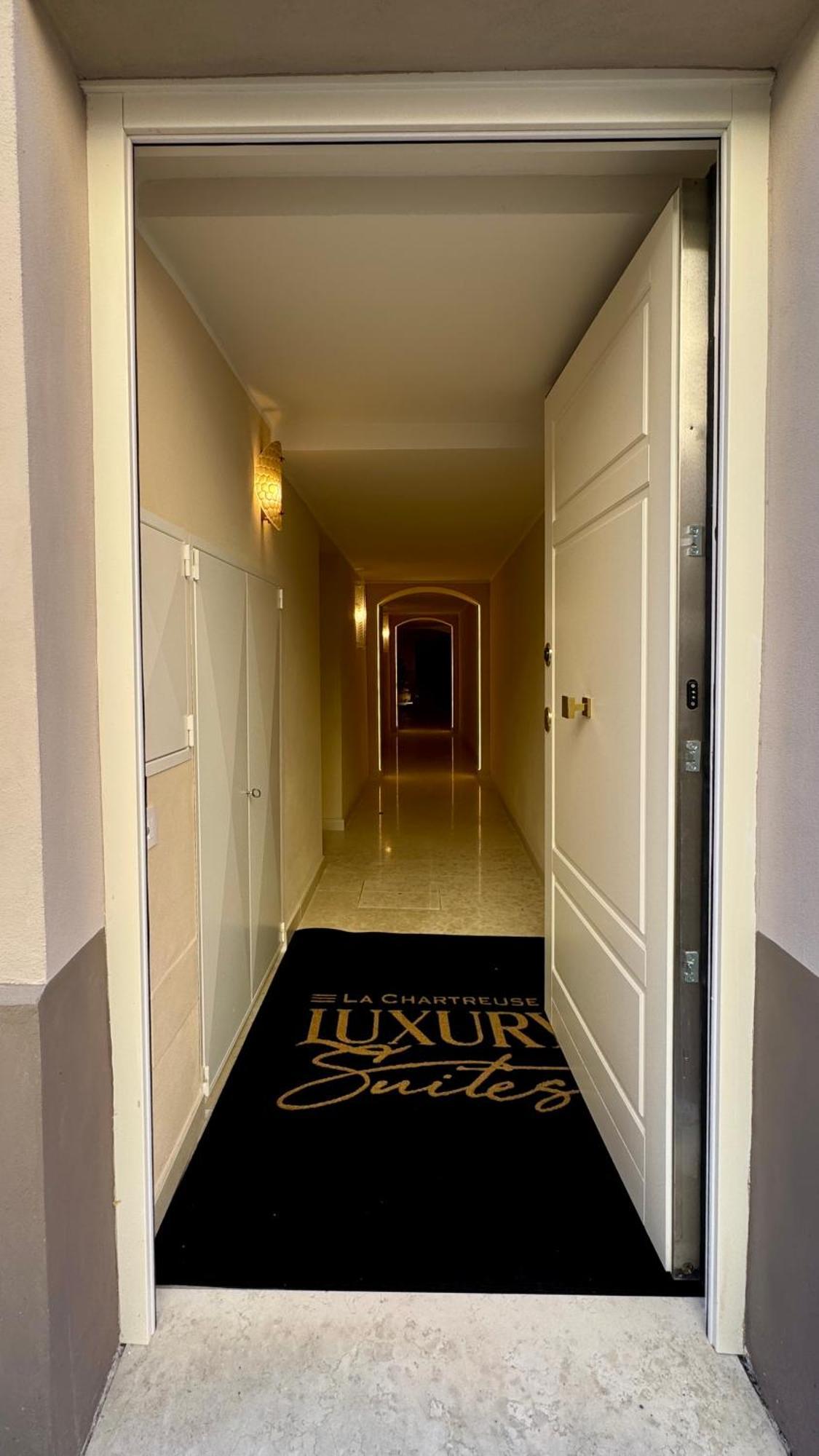 La Chartreuse Luxury Suites Parma Esterno foto