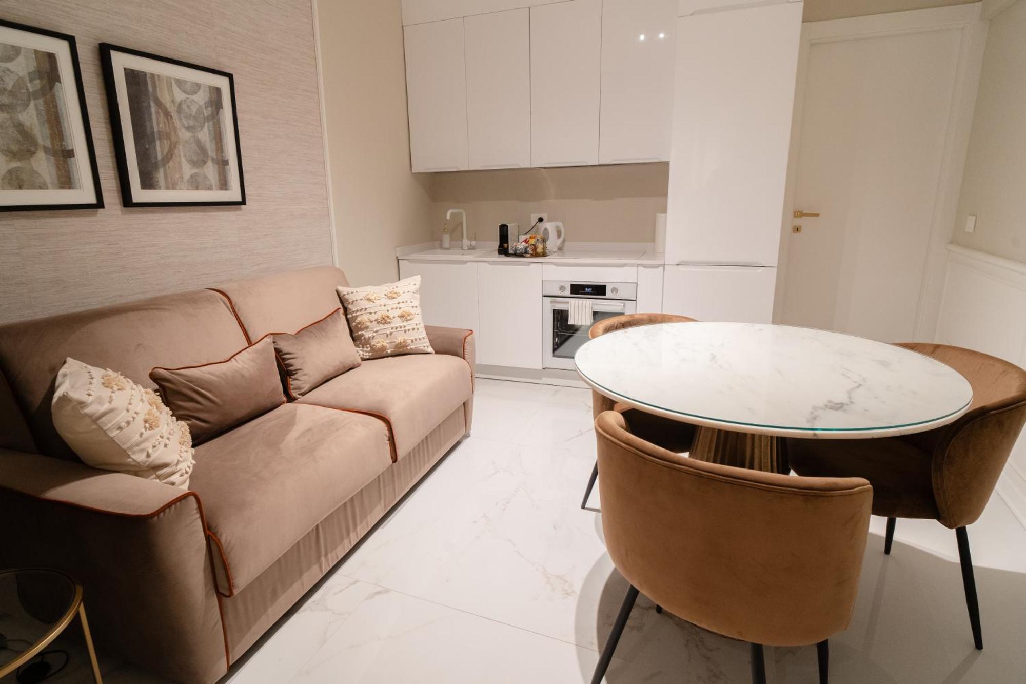La Chartreuse Luxury Suites Parma Esterno foto