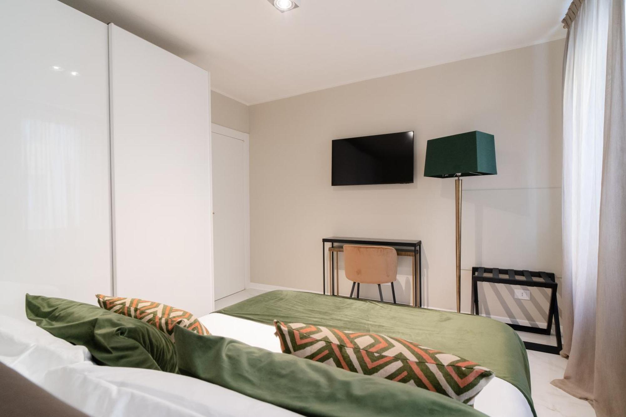 La Chartreuse Luxury Suites Parma Esterno foto
